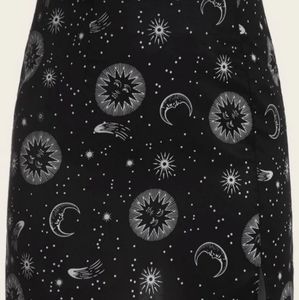 SHEIN Plus Sun and Moon Print split skirt